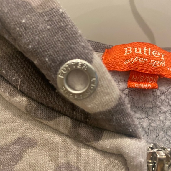 Girls Butter hoodie - Picture 2 of 5